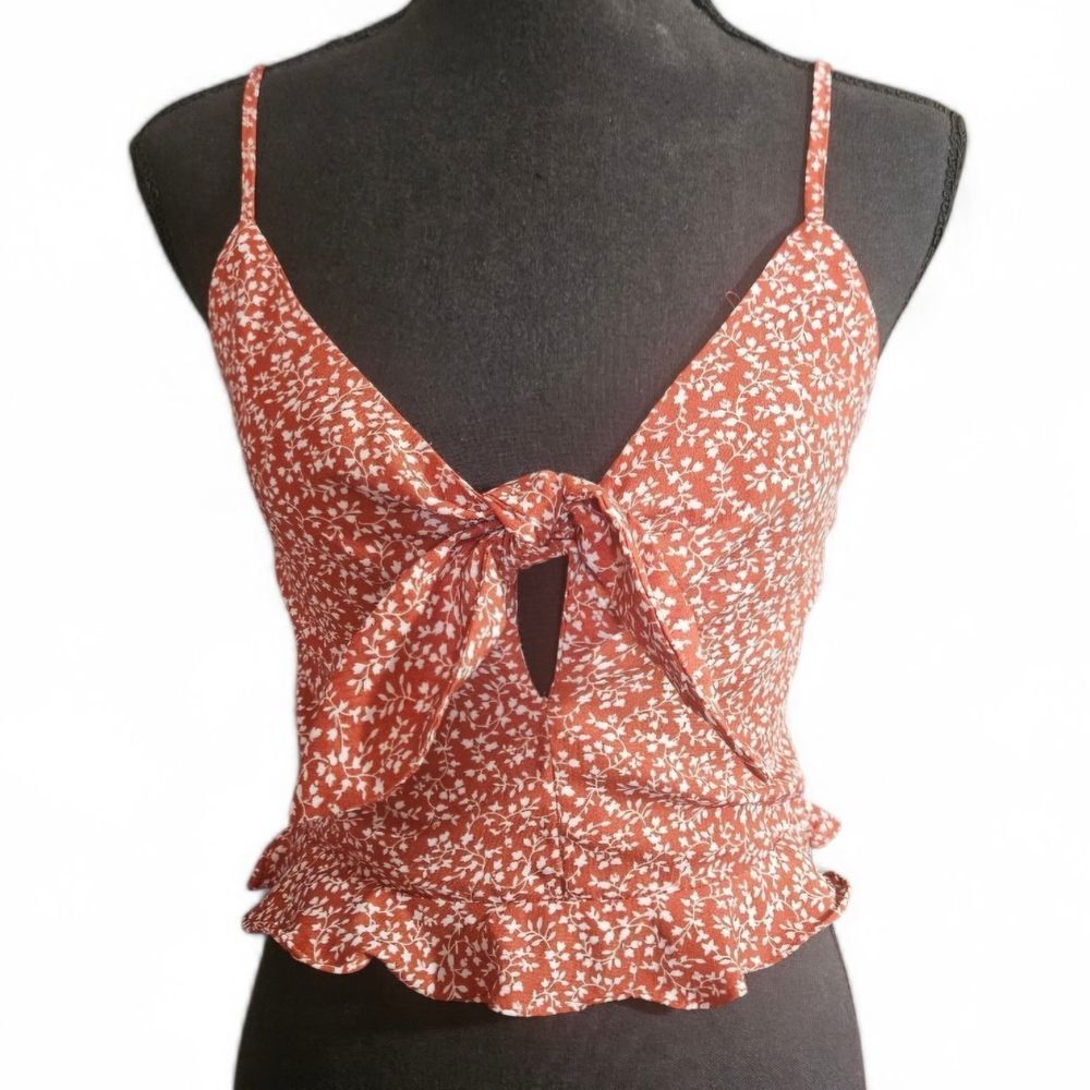 Princess Polly Dru Top Rust Floral Tie-Front Cami Cropped Ruffle Hem Tank Size 2